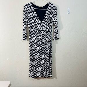 Gilli Navy Blue and White Geometric 3/4 Sleeve Wrap Dress Women Medium Preppy